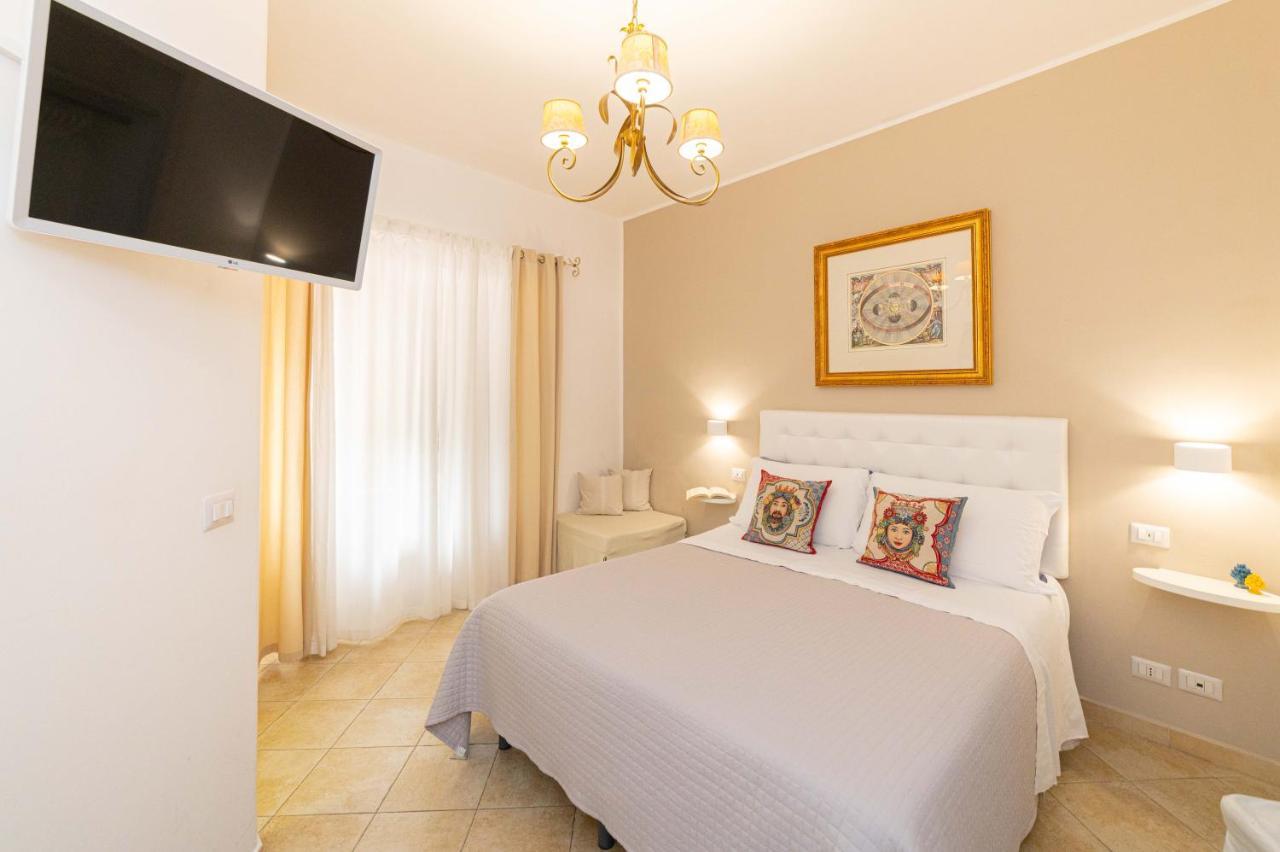 Bed And Breakfast Dionisio Taormina Exterior photo