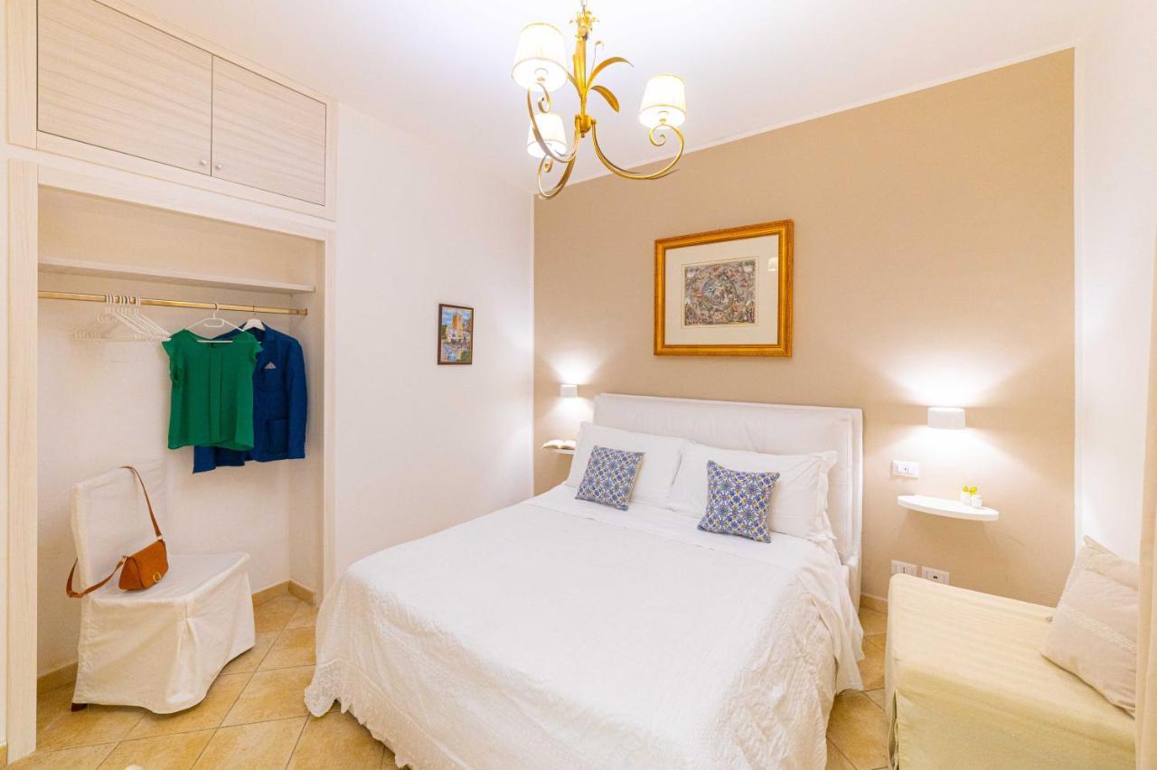 Bed And Breakfast Dionisio Taormina Exterior photo