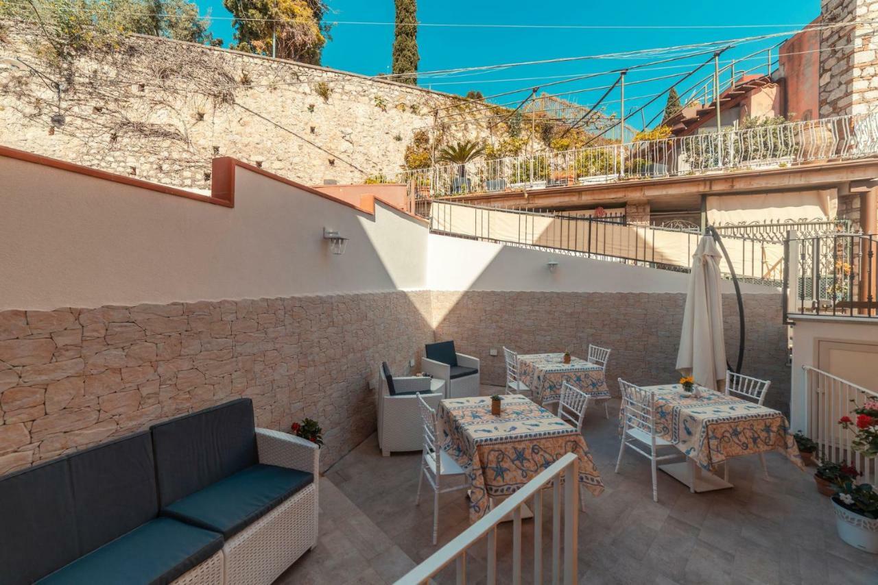 Bed And Breakfast Dionisio Taormina Exterior photo